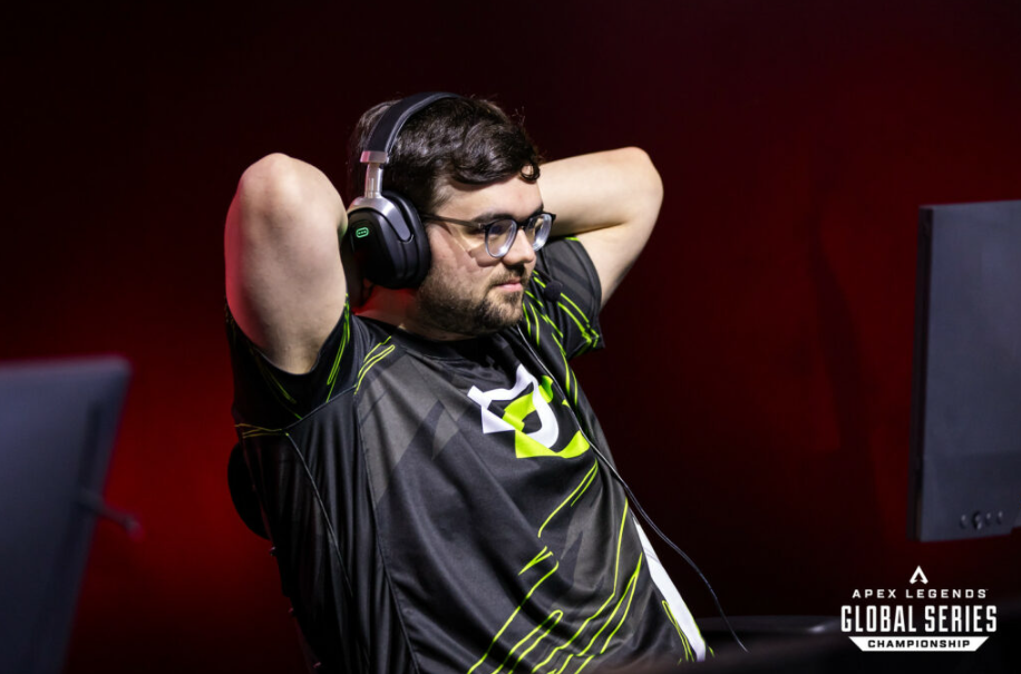 Apex Legends Roster Signed by BLEED Esports - Image 1