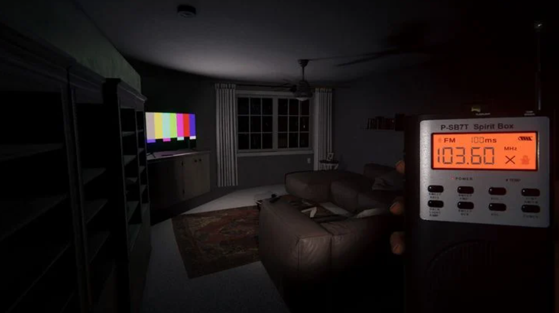 Xbox Series X Version of Phasmophobia Includes Feature Absent in PS5 Release - Image 2