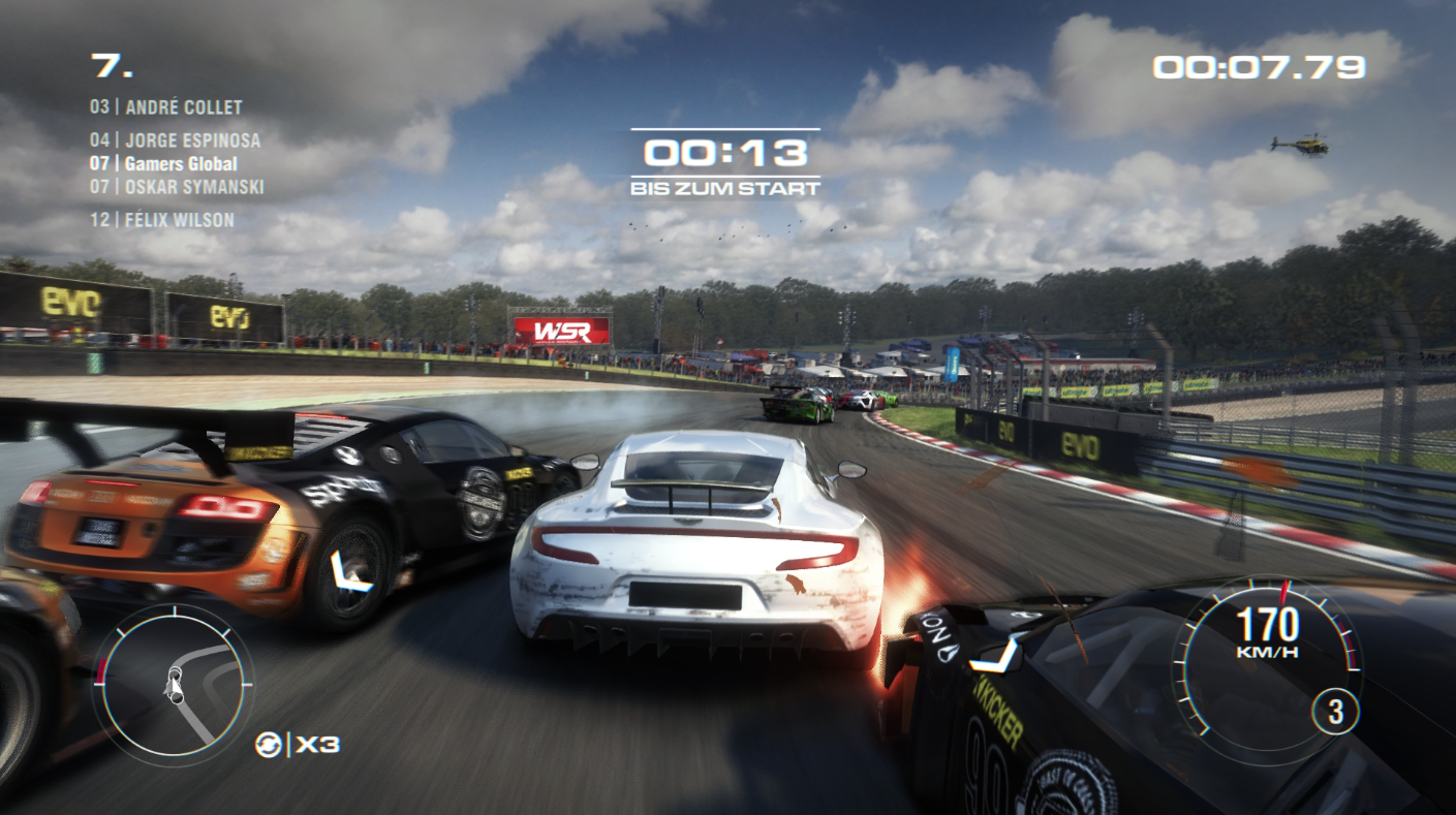GRID 2 race with other participants