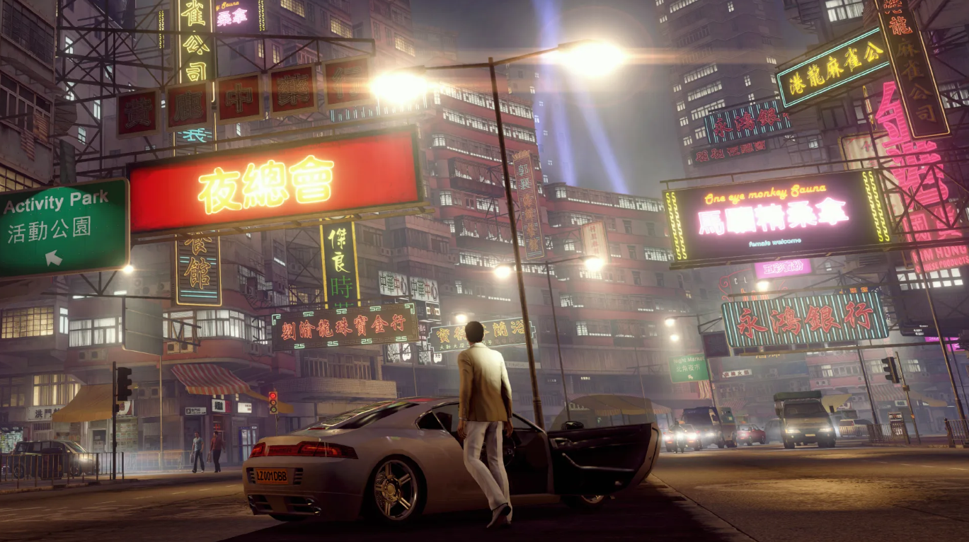 Sleeping Dogs hero and car in the city