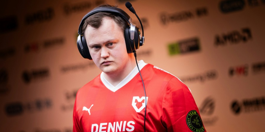 MOUZ player