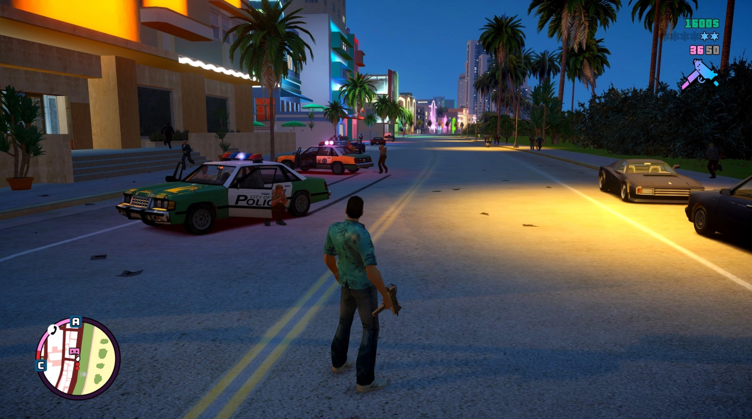 Nighttime Vice City in the GTA Vice City New Legacy mod with enhanced graphics